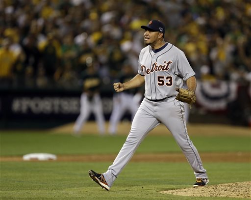 Scherzer Dazzles as Tigers Take Game 1 from A's