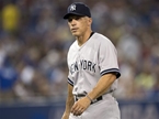 Girardi Signs 4-year Extension with Yankees