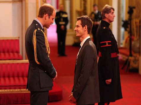 Andy Murray Almost Late to Order of the British Empire Ceremony