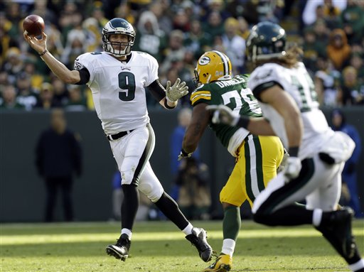 Eagles QB Foles Soars, Packers Lose Another QB to Injury in Philadelphia Win