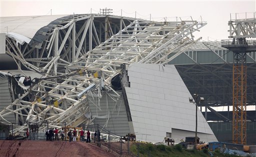 Report: Operator of Crane that Killed 3 at Brazil World Cup Stadium Worked 18 Straight Days with No Rest
