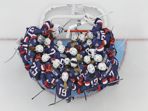 Sochi 2014: US Women's Hockey Team Crushes Switzerland 9-0