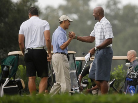 Obama Golfs Again on Last Day of Vacation