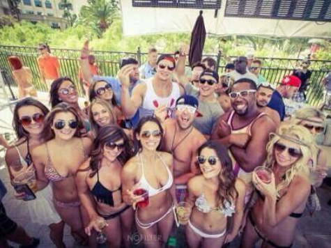 C'mon Party People: Johnny Manziel Says 'I'm Not Doing Anything Wrong'