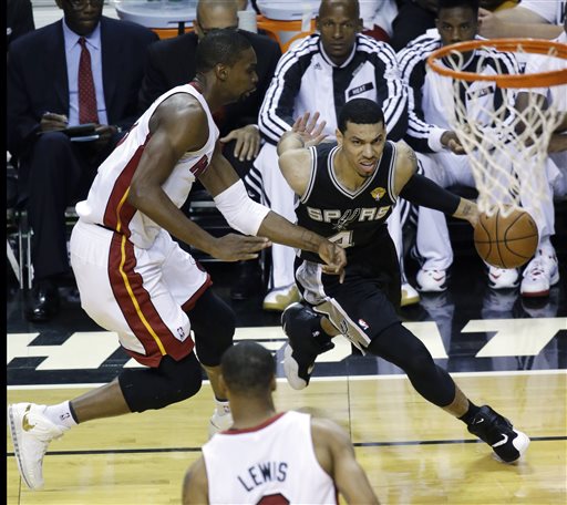 Spurs Take 3-1 Lead with 107-86 Victory over Heat