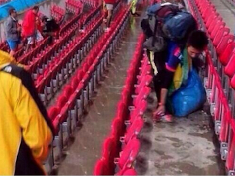 Japanese Fans Score Points For World Cup Cleanup after Team Struggles to Score in Loss