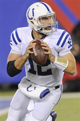 Andrew Luck Throws for 4 TDs, Indy Routs Giants 40-24