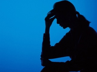 Woman Commits Suicide On Facebook While Friends Watch