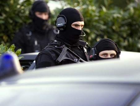 French Police Swoop On Suspected Islamists