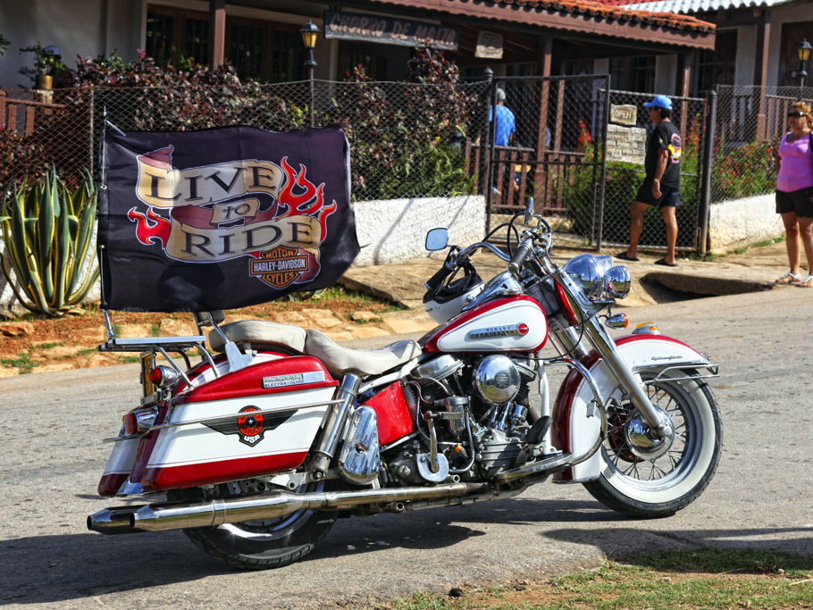 Cuba Hosts First Harley Davidson Convention