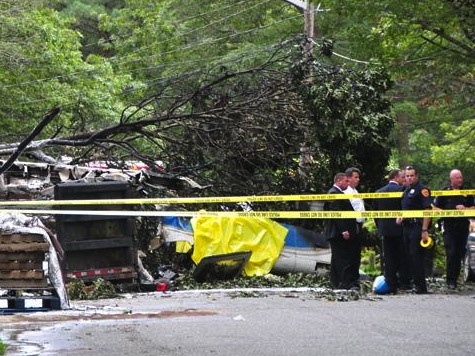 Small Plane Crashes on Long Island; 2 Dead
