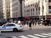 Empire State Building Shooting Caught On Cell Phone