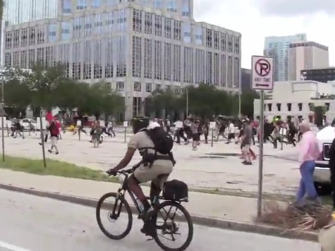 Raw Video: Occupy RNC Attempts To Storm Perimeter