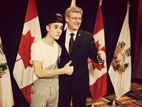 Justin Beiber Channels Huckleberry Finn Meeting Canadian Prime Minister