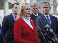 Govs To Obama: Flexibility In Fiscal Cliff Deal