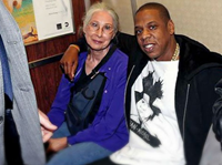 Viral: Jay-Z Introduces Himself To Woman On Subway