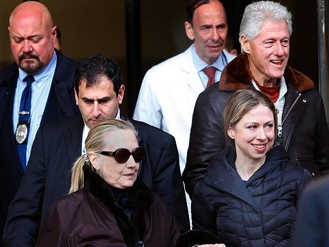 Clinton Leaves Hospital