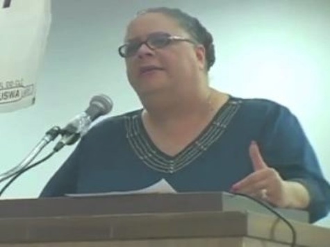 Chicago Teachers Union President Talks About Beheading The Rich; Crowd Laughs, Applauds