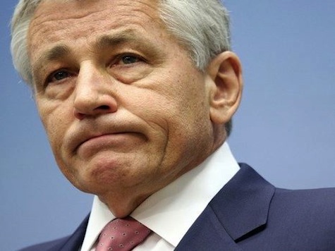 Hagel Jokes At University Q&A: 'You're Not A Member Of The Taliban, Are You?'