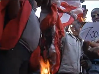 South Africans Burn U.S. Flag To Protest Obama