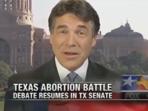Rick Perry: Comment on Wendy Davis Meant as 'Compliment'