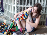 Amputee Builds Prosthetic Lego Leg