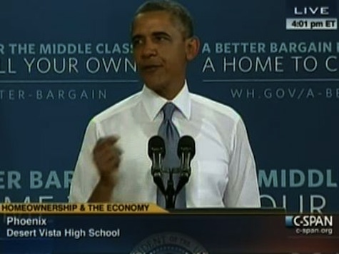 High School Crowd Sings 'Happy Birthday' To Obama