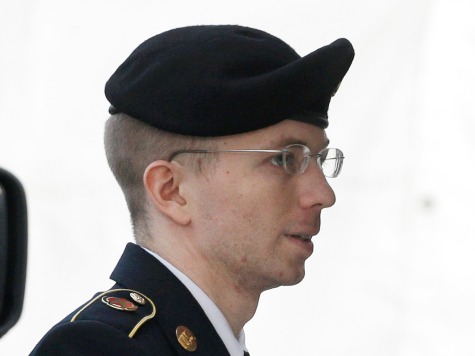 Bradley Manning Comforted Weeping Lawyer at Sentencing