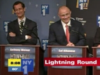 Crowd Laughs as Weiner Admits to Texting While Driving