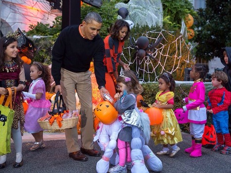 Watch: Obamas Host Trick-or-Treaters at White House