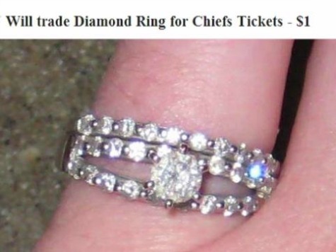 Woman Trades Wedding Ring for NFL Tickets on Craigslist