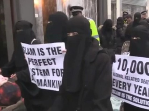 Muslim Protesters Threaten London Businesses: Hold To No Alcohol Sharia Law or Face Punishment