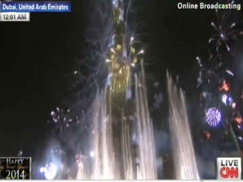Dubai Pulls Off Record-Setting New Year's Fireworks Display to Ring in 2014