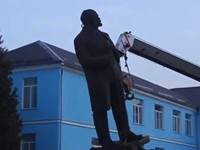 It's Raining Lenins: Video Compilation of Lenin Statutes Toppled in Ukraine
