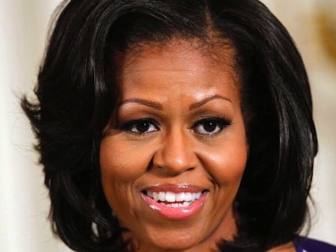 Michelle Obama: US Should Elect Female President 'As Soon as Possible'