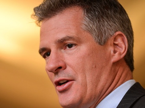 Scott Brown: Obama Amnesty a 'Green Light' to Send Your Kids Here for EBT Cards