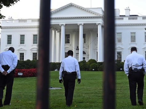 Watch: Video Shows Vet Storm White House with Knife