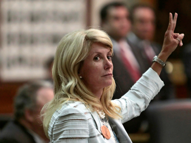 Wendy Davis Follows Republicans' Lead on Texas Border Crisis