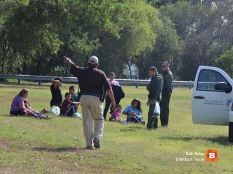 Breitbart Texas Witnesses 3-Year-Old, 13 Other Illegals Captured Near Border
