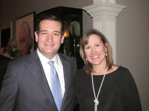 Cruz’s Grassroots Movement Spreads as Staffers Take Key Positions in Texas