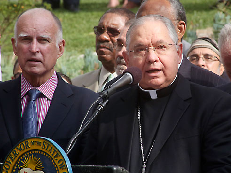 LA Catholic Archdiocese Praises Gov Jerry Brown on Granting Licenses to Illegals