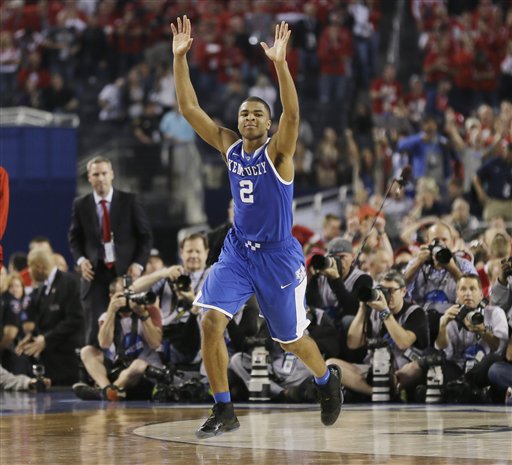 Nailbiter! Kentucky 74-73 over Wisconsin, to Play UConn for Title