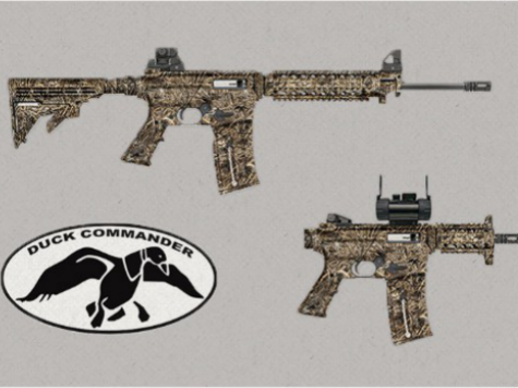 Duck Dynasty Launches Gun Line, Including 'Military-Style Rifles and Pistols'